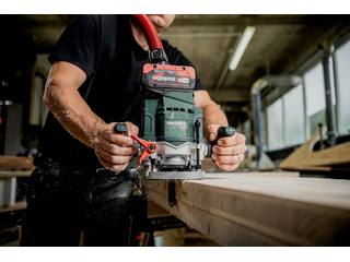 Аккумуляторный фрезер Metabo OFV 18 LTX BL 12 (каркас, metaBOX)